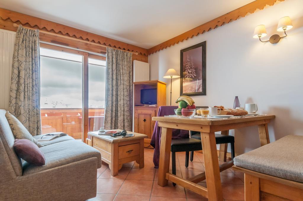 Residence Pierre & Vacances Premium Les Hauts Bois La Plagne Eksteriør billede